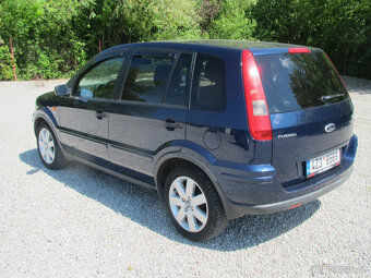 Ford Fusion 1.6 - 4