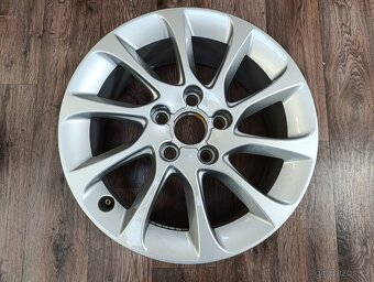 5x112 Audi A3 6,5Jx16 ET46 číslo dílu 8V0601025BM alu disky - 4