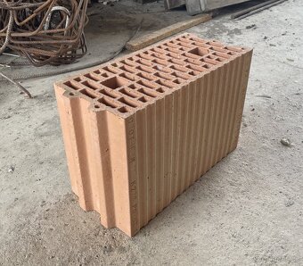 Prodám Cihly POROTHERM 17,5 Profi Dryfix P10 - 4