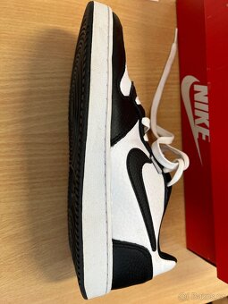 Nové kožené Nike boty vel 40,5 - 4