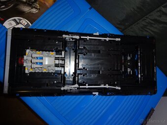 Lego Technic 42111 Domův Dodge Charger - 4