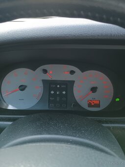 Renault Scénic RX4 - 4