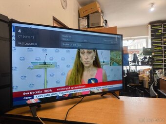 109cm 4K SMART LED televize Hisense H43B7100 / Youtube / - 4