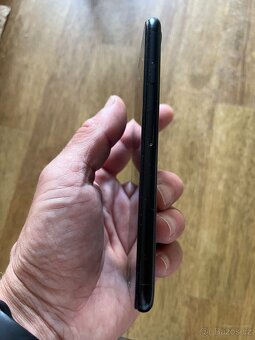 iPhone se 2020 64 GB, black - 4
