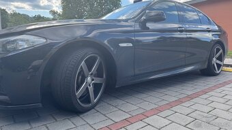 Bmw F10 550i xdrive 300kw - 4