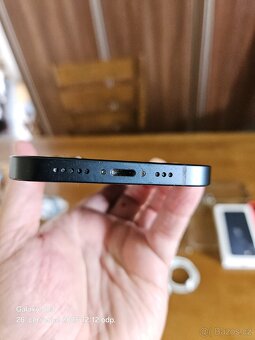 APPLE IPHONE 13 128GB TOP STAV. 7990kč - 4