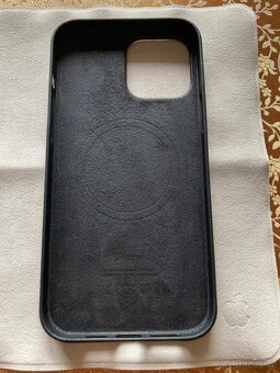 Apple kožený kryt midnight na iPhone 13 Pro Max - 4