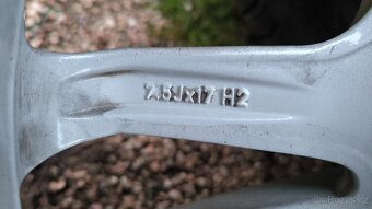 SADA ZIMNÍCH KOL 5X112-R17 - 4