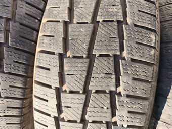 215/65/16C celoroční - 4