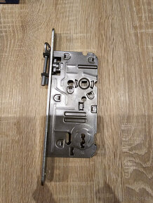 Zadlabávací zámek dozický K240 - 4