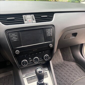 Škoda Octavia III 2.0 TDI 110 kW - 4