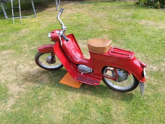 Jawa 555 - 4