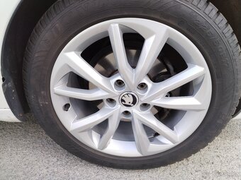 ALU kola 5×112,R17 Škoda Octavia III - 4