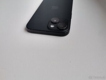 Apple iPhone 15 256GB - 4