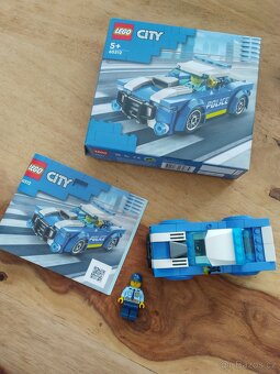 LEGO City 60312 Policejní auto - 4