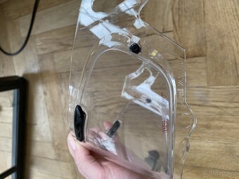 Plexi k motorkářské helmě Arai - 4