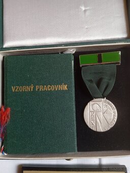Divadelní kukátko elektronická hra do ruky zajic - 4