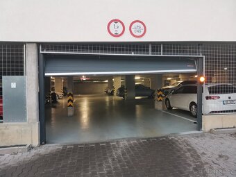 Parkovací stání v rezidenci Harfistka, ev.č. 00004 - 4