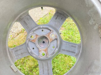 Kola, pneumatiky a rozšiřovací podložky na Smart ForTwo - 4