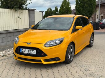 Ford Focus ST 2.0 T 2013 electric gold - 4