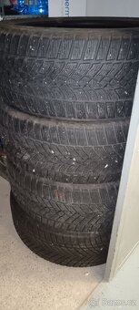 Zimní pneu GOODYEAR 245/45 R20 - 4