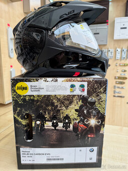 BMW GS carbon EVO helma - 4