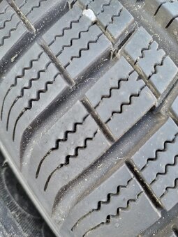 225/60/17 zimni pneu HANKOOK 225/60 R17 - 4