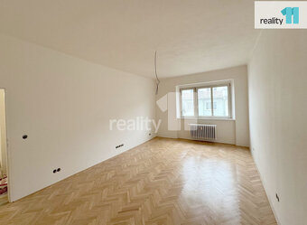 Pronájem bytu 1+1, 47 m2, po rekonstrukci, nezařízený, Praha - 4