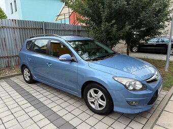 Hyundai i30combi 1,6crdi 10/2010 - 4