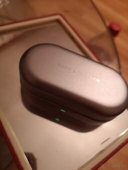 Bezdrátová sluchátka Bang & Olufsen Beoplay EQ - 4
