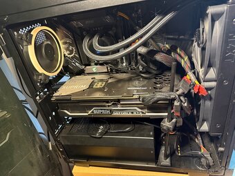 💥 MSI GeForce RTX 3090 Ti SUPRIM X 24G–top stav - 4