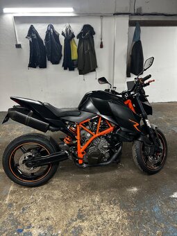 KTM-SuperDuke990R - 4