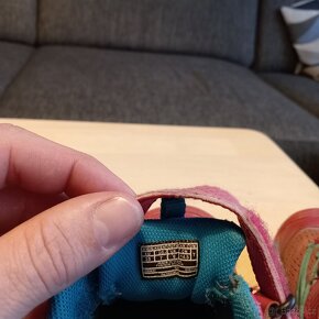 Prodám boty keen vel. 23 - 4