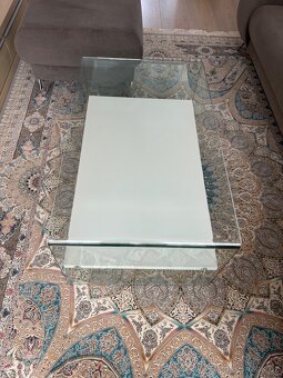 Skleněný konferenční stolel PC 8000,- - 4