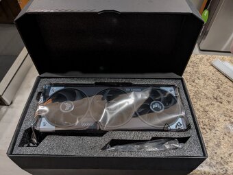 ASUS TUF Gaming GeForce RTX 5080 16GB GDDR7 OC Edition - 4