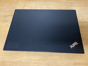 Lenovo ThinkPad T490s - 4