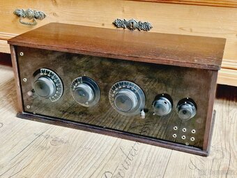 Starožitné rádio, truhlička, 4 lampovka, cca 1926 - 4
