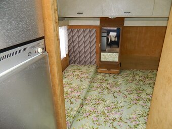 Velký dvouosý karavan Dethleffs - 4
