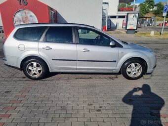 Ford Focus 1.6. Benzin - 4