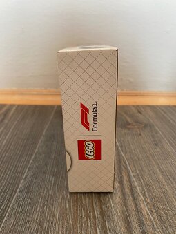 Lego Speed Champions 77245 Aston Martin Aramco F1 - 4