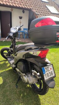 Skútr SYM symphony 125 SR na náhradní díly - 4