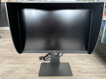 BenQ SW240 + stínítko SH240 - 4