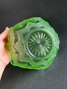 Starožitná Art Deco mísa 21 cm, uranové sklo, Rosice - 4