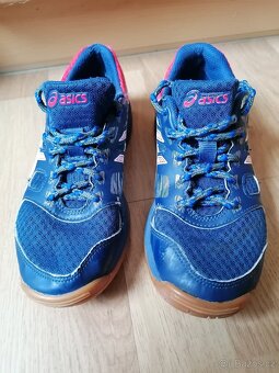 Sálovky, boty do haly Asics v. 34,5 - 4