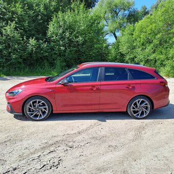 Hyundai i30 1.5 117kw WG DCT Nline - 4