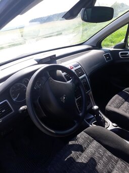 Peugeot 307 - 4