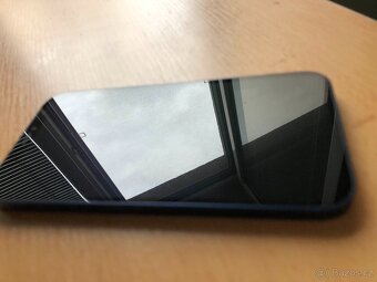 iPhone 12 64GB modrý - 4