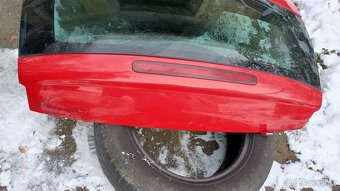 Skoda Yeti / Yeti facelift  - páté dveře, viko kufru - 4