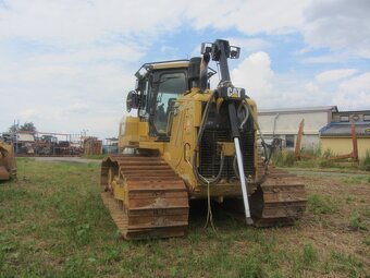 Pásový dozer CAT D7E - 4