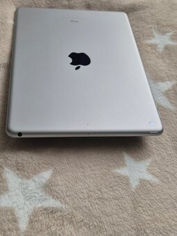 Apple iPad 6. generace 32gb - 4